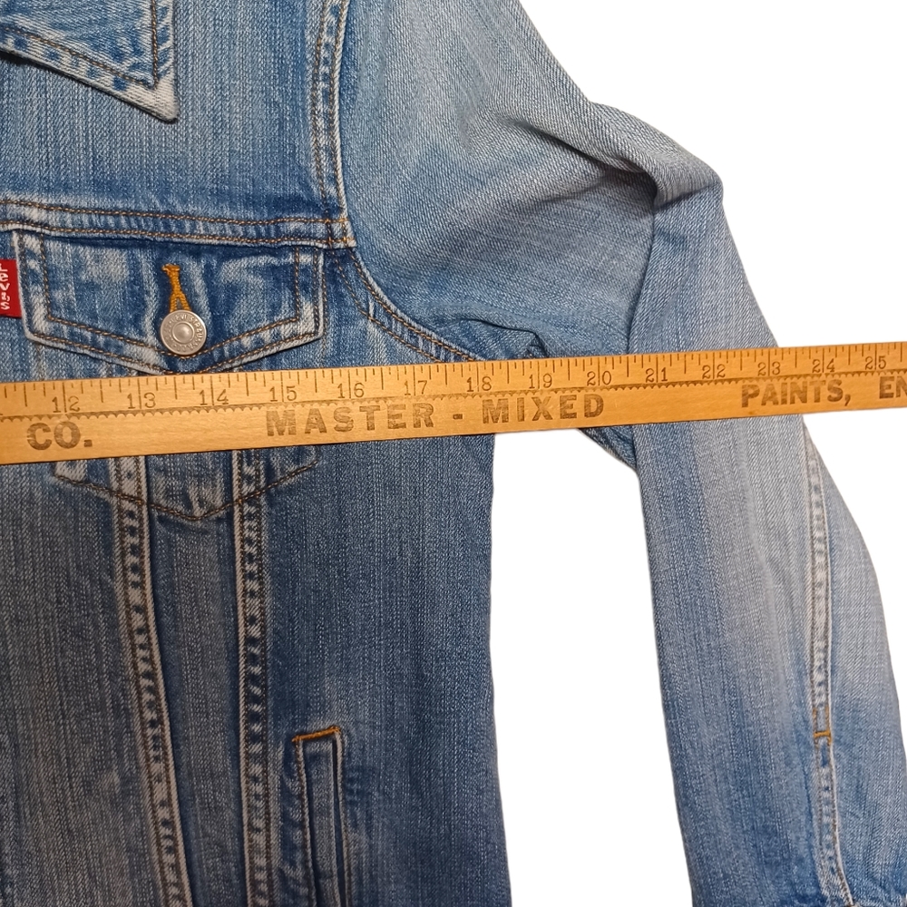 Levi's Light Medium Blue Button Front Long Sleeve… - image 5